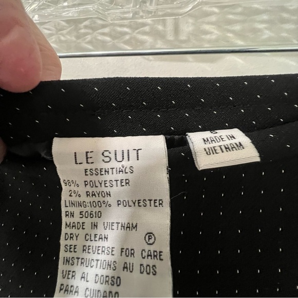 Le Suit Essentials 2 Pc Skirt Blazer Suit 6 - Picture 11 of 11